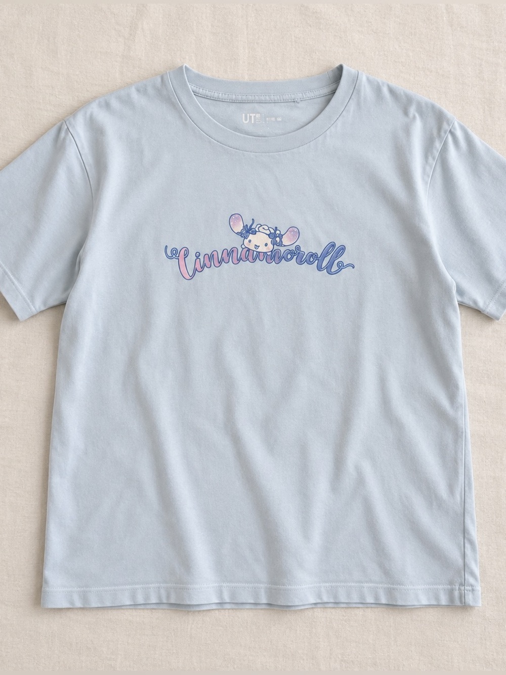 UNIQLO UT Sanrio Cinnamoroll Light Blue Graphic T-Shirt Women’s L